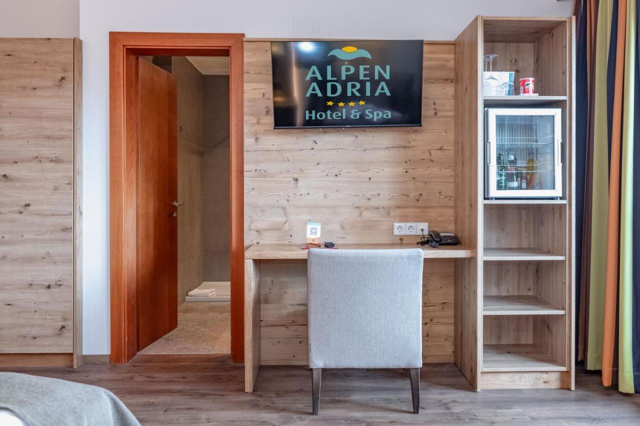 Alpen Adria Hotel & Spa Presseggersee Ngoại thất bức ảnh