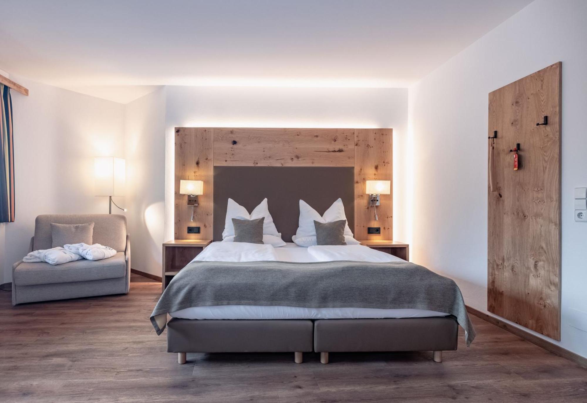 Alpen Adria Hotel & Spa Presseggersee Ngoại thất bức ảnh